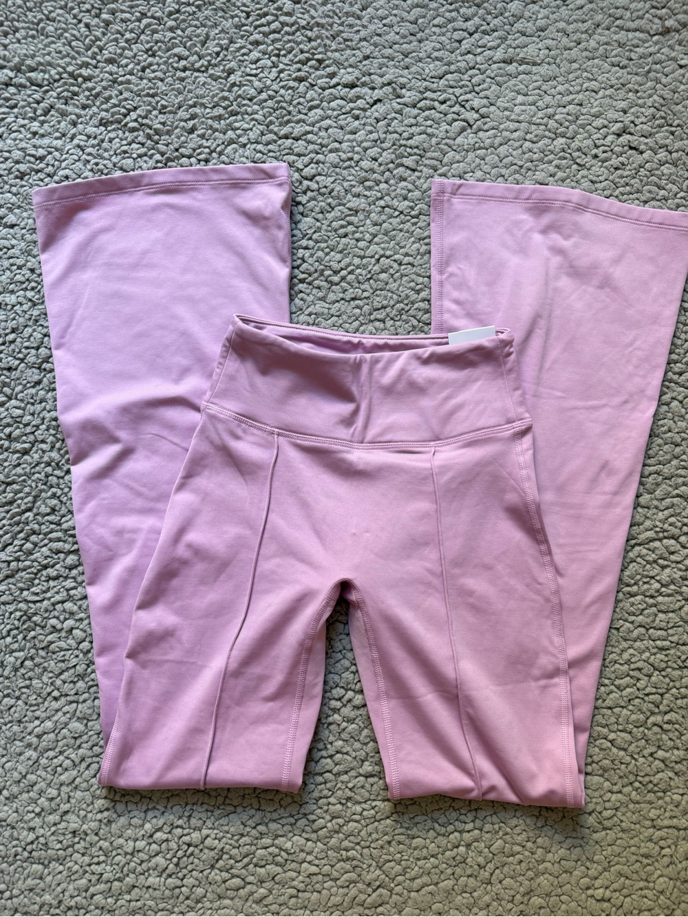Mid-rise Pink winter performance flare leggings - Picture 2 of 6